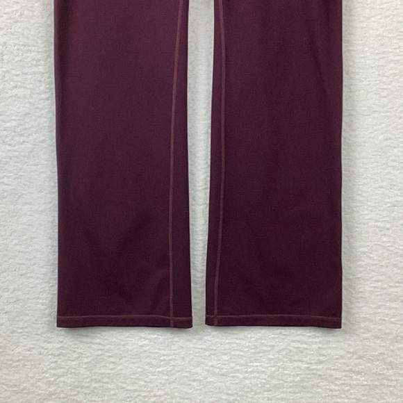 GapFit Woman’s Size X-Large Yoga Pants. - Picture 3 of 10